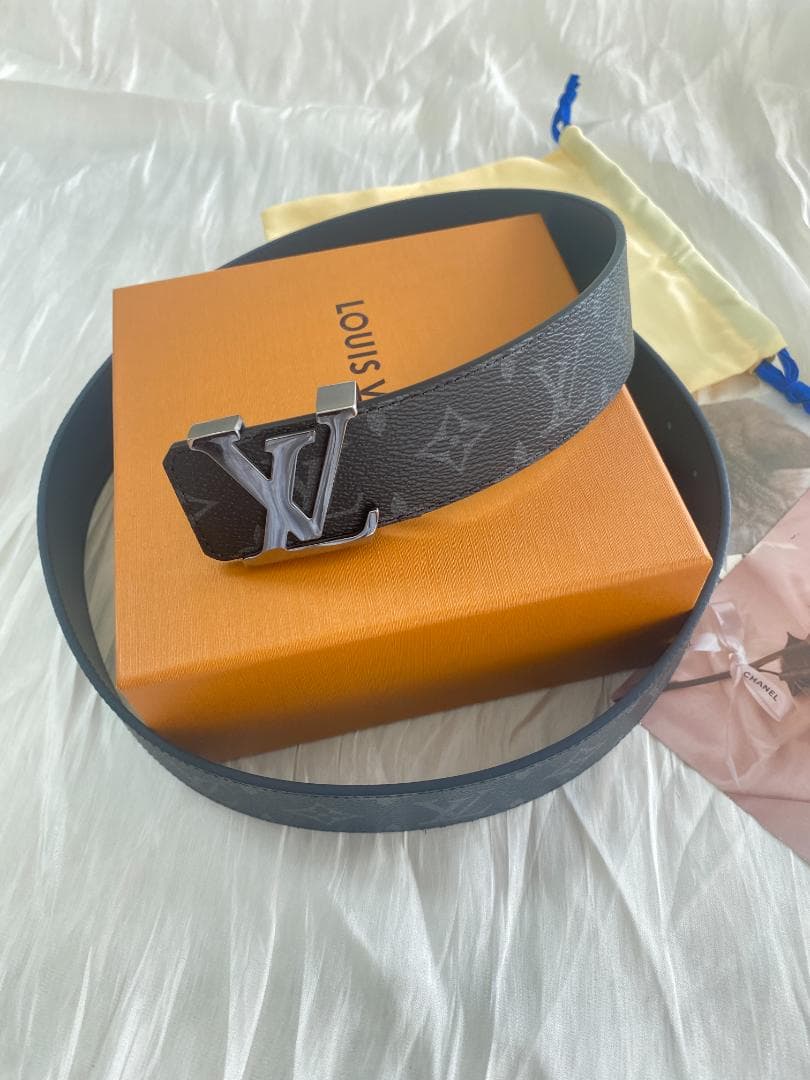 早い者勝ち！レディース レザーベルト グレー