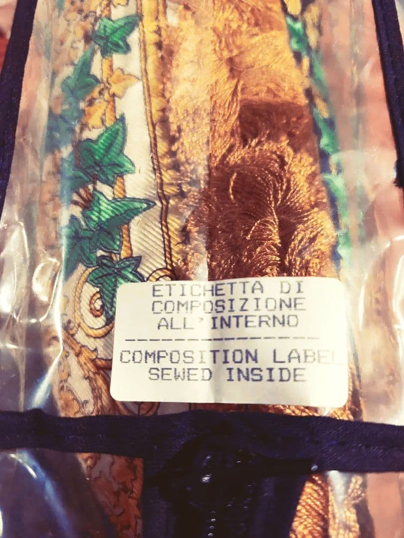 未使用2個セットジャンニヴェルサーチシルククッションリバーシブル45×45