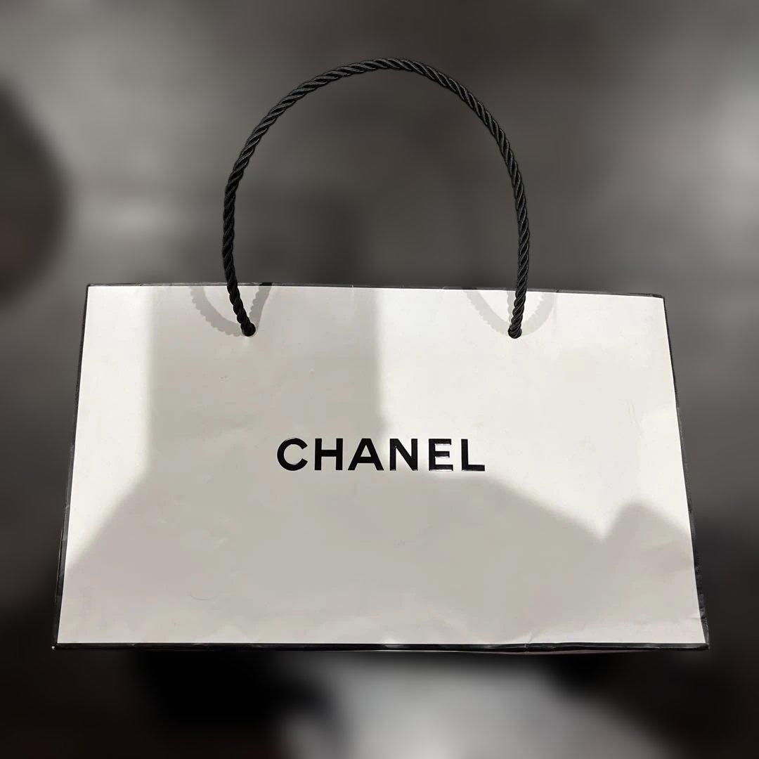 CHANEL ココ マドモワゼル ツイスト オードパルファム 箱・袋つき