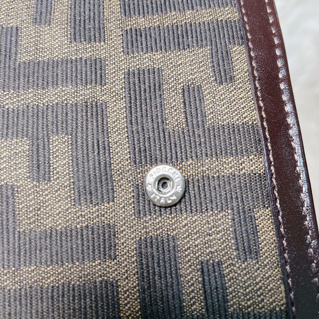 フェンディ FENDI ズッカ柄 三つ折り財布