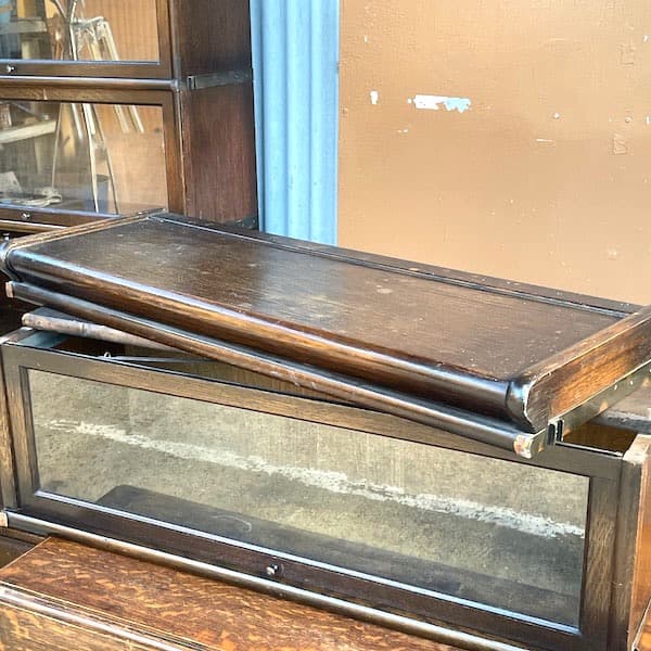 グローブヴェルニッケ社　スタッキングブックケース　イギリスアンティーク