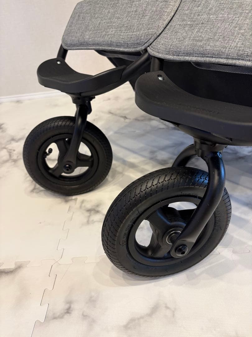 ほぼ未使用極美品★エアバギー ココダブル エクストラ フロムバース アースグレイ