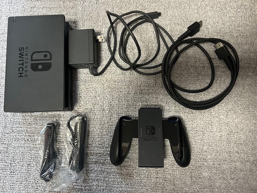 Nintendo Switch 本体 画面にひびあり