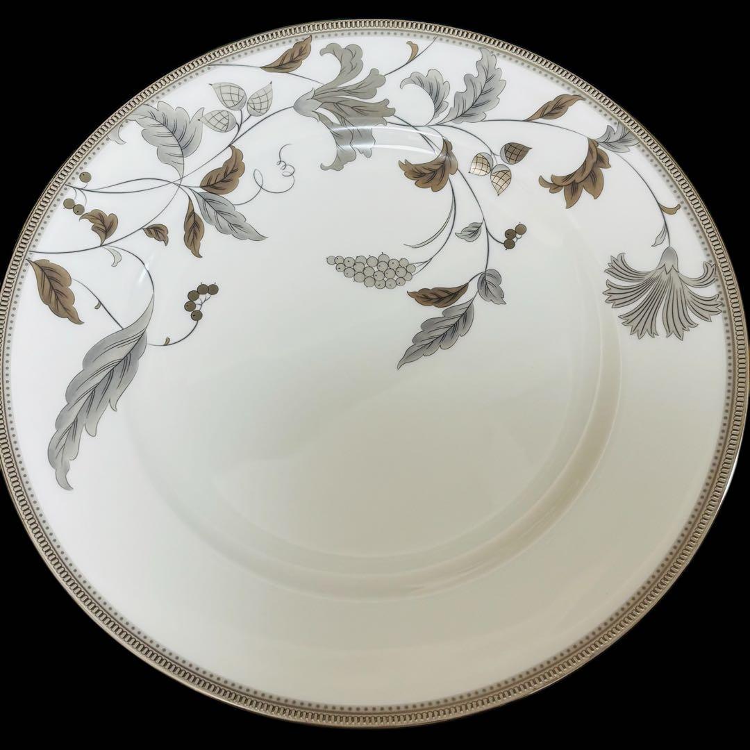 ノリタケ　アイラ　ゴールド　プラチナ　カップ　ソーサー　トリオ　プレート