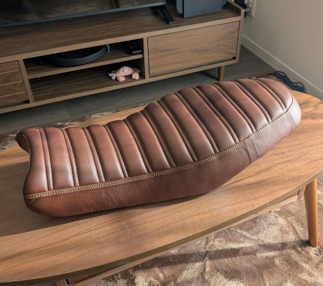 【新品未使用】ドゥカティ スクランブラー 本革シート motor rock