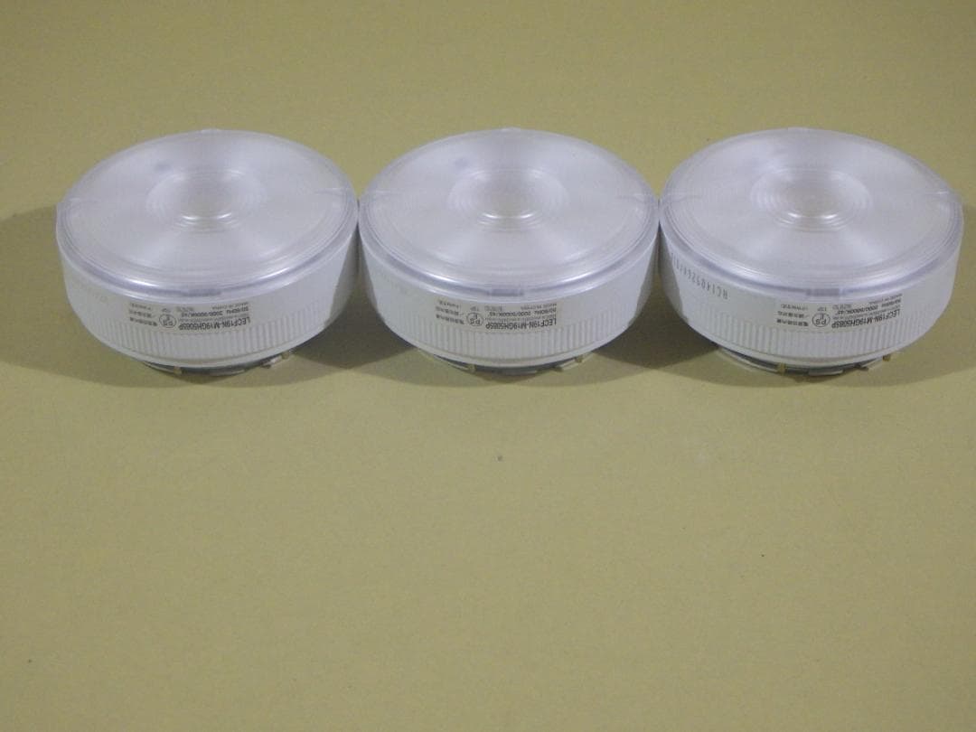 ※1個の価格　未使用品　東芝LED※箱なし　LECF19N-M19GH5085P