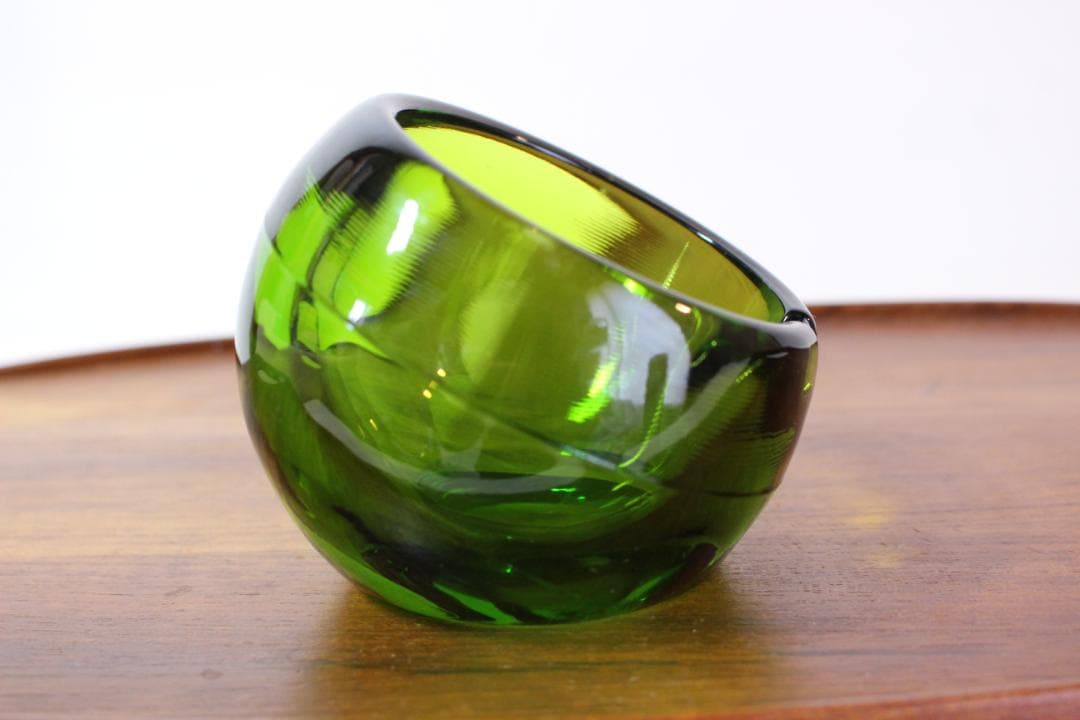 70s　ずっしり！　バイキング　VIKING　グリーンガラス　灰皿　ビンテージ