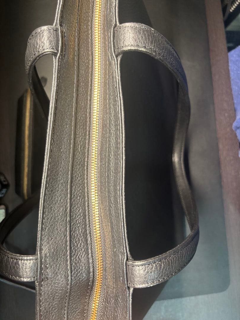 Hush tug黒レザートートバッグ