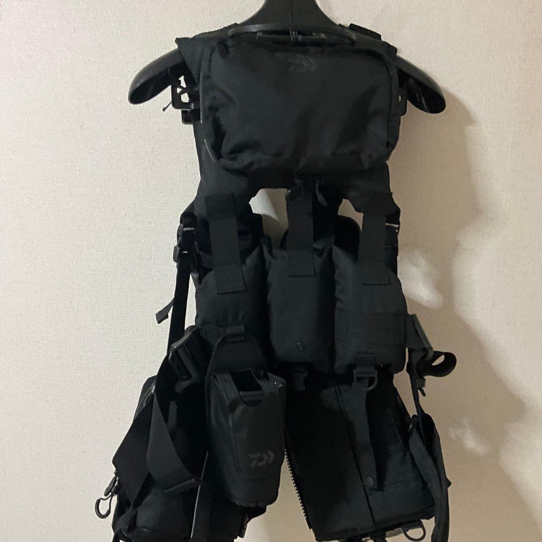 ５回未満オマケ付　DAIWA ダイワ　DF-6122 ベンチクールゲームベストV