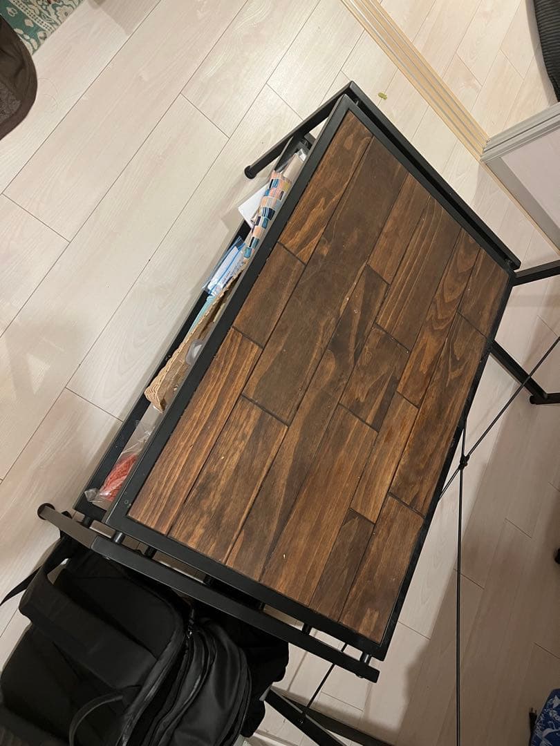 モダンセンターテーブル 木製天板