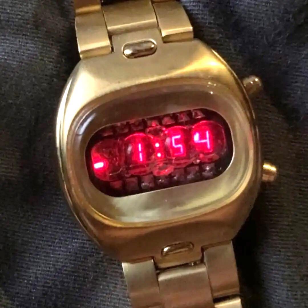 レトロフューチャー LEDウォッチpulser type クリアー スケルトン