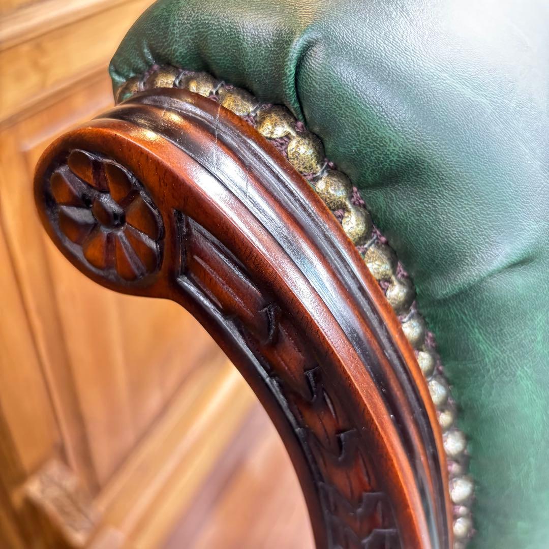 マホガニーアンティーク調 ベルベット アームチェア 高級 大きいサイズのチェア