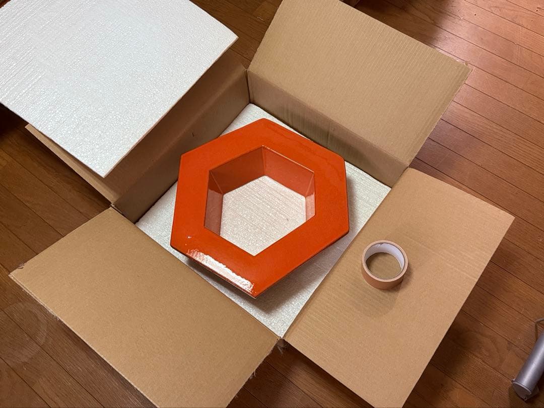 ま*び様 愛・地球博 スペイン館 外壁タイル【実物】