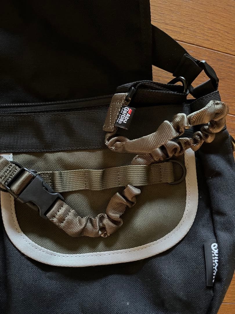 OUTDOOR × Metropolis Fishing メッセンジャーバッグ