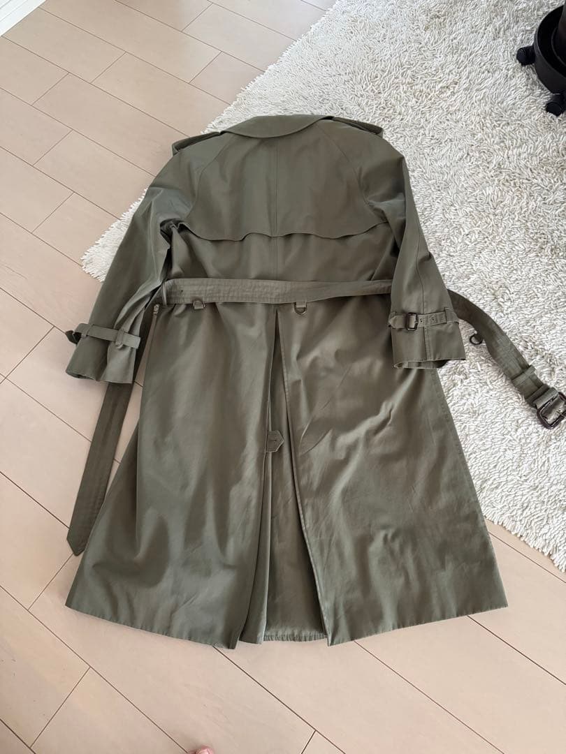 美品　アクアスキュータムトレンチコート
