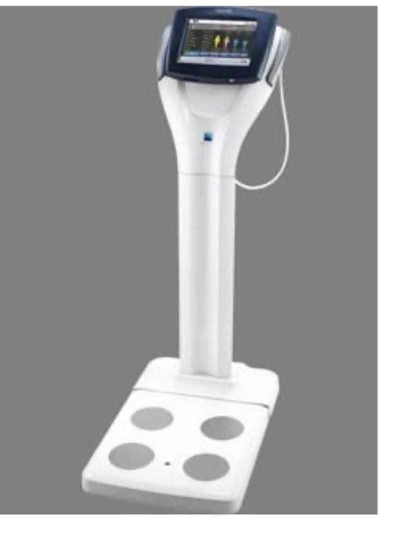 タニタタニタMC-980A ・令和4年12月購入 体脂肪計・体組成計 スタンド型