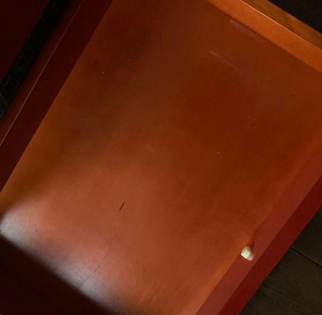 塗りのチェスト