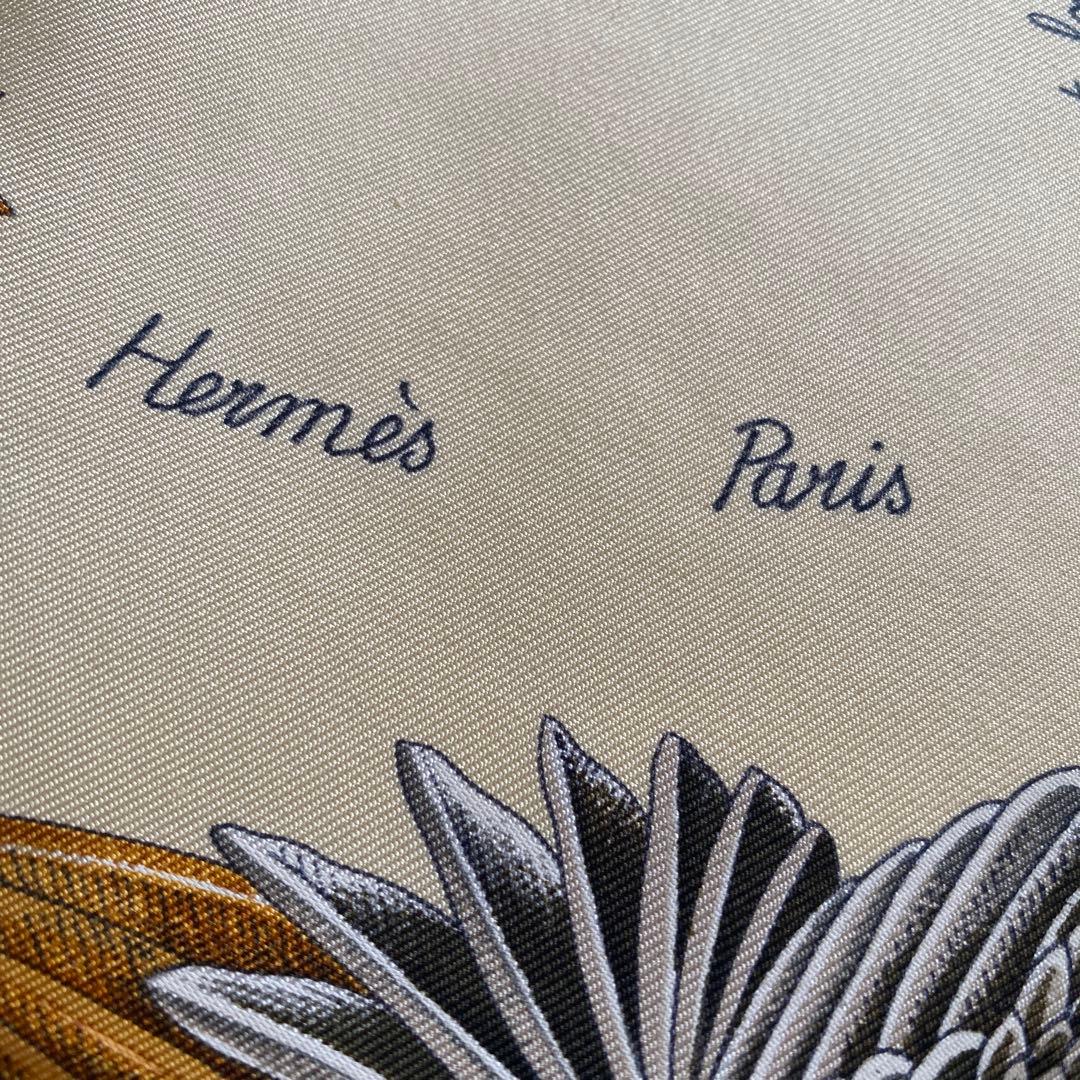 HERMES エルメス シルクスカーフ 鳥柄 カレ90 侵入者
