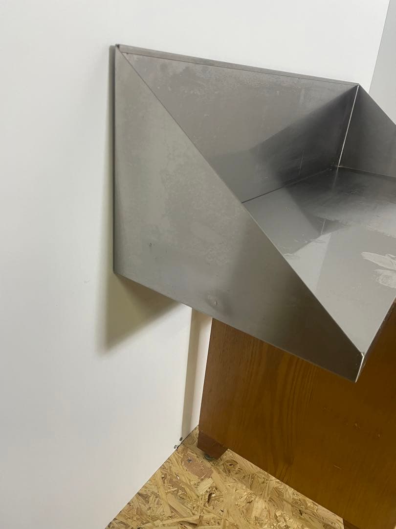 ステンレス製　上棚　幅900㎜奥行き300㎜高さ250㎜