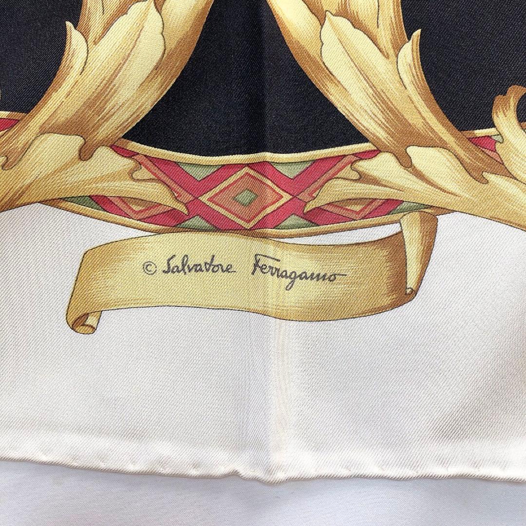 Ferragamo*フェラガモ　大判スカーフ　タイガー　虎　シルク100%