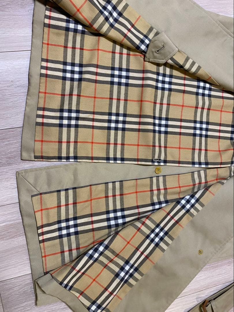 お値下げ❗️ ベージュ トレンチコート チェック裏地