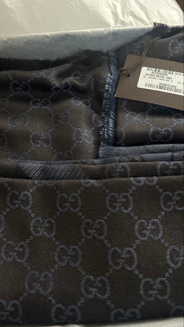 GUCCIダークブルー GG ウールショール