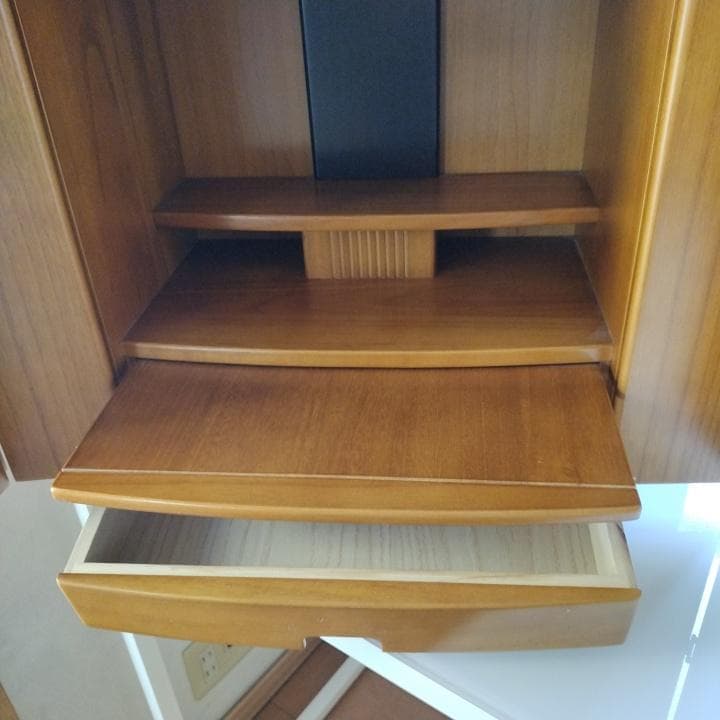 ほぼ新品 現代モダン仏壇 新宿セレモア