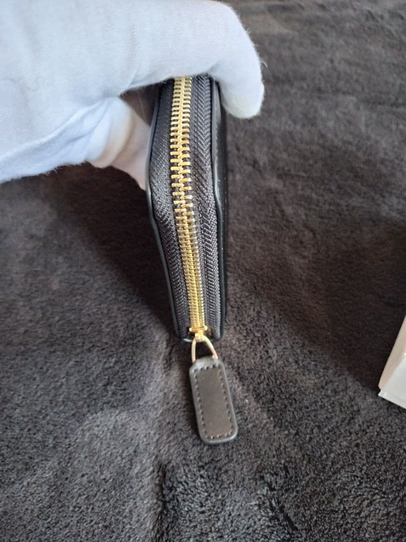 EMPORIO ARMANI 長財布 ラウンドファスナー 新品未使用