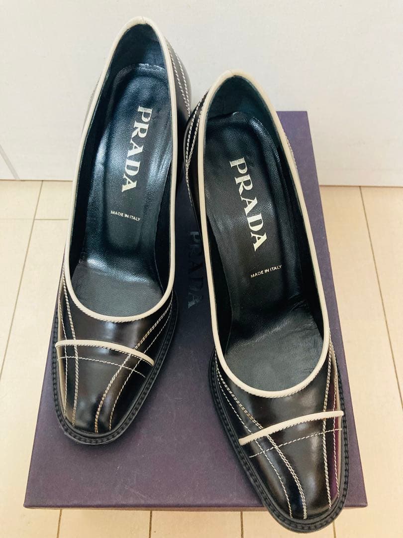 プラダ 37.5 黒系　ハイヒール　美品