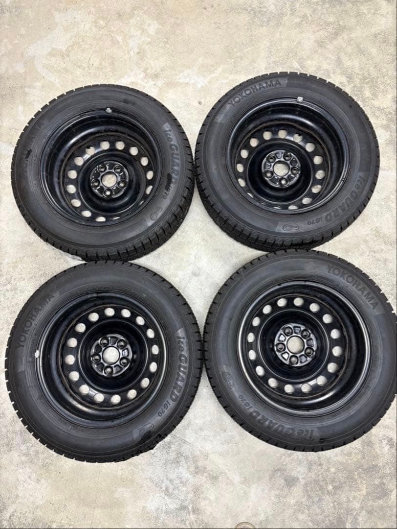 現行 シエンタ スタッドレス タイヤ セット185/65R15 新品　IG70