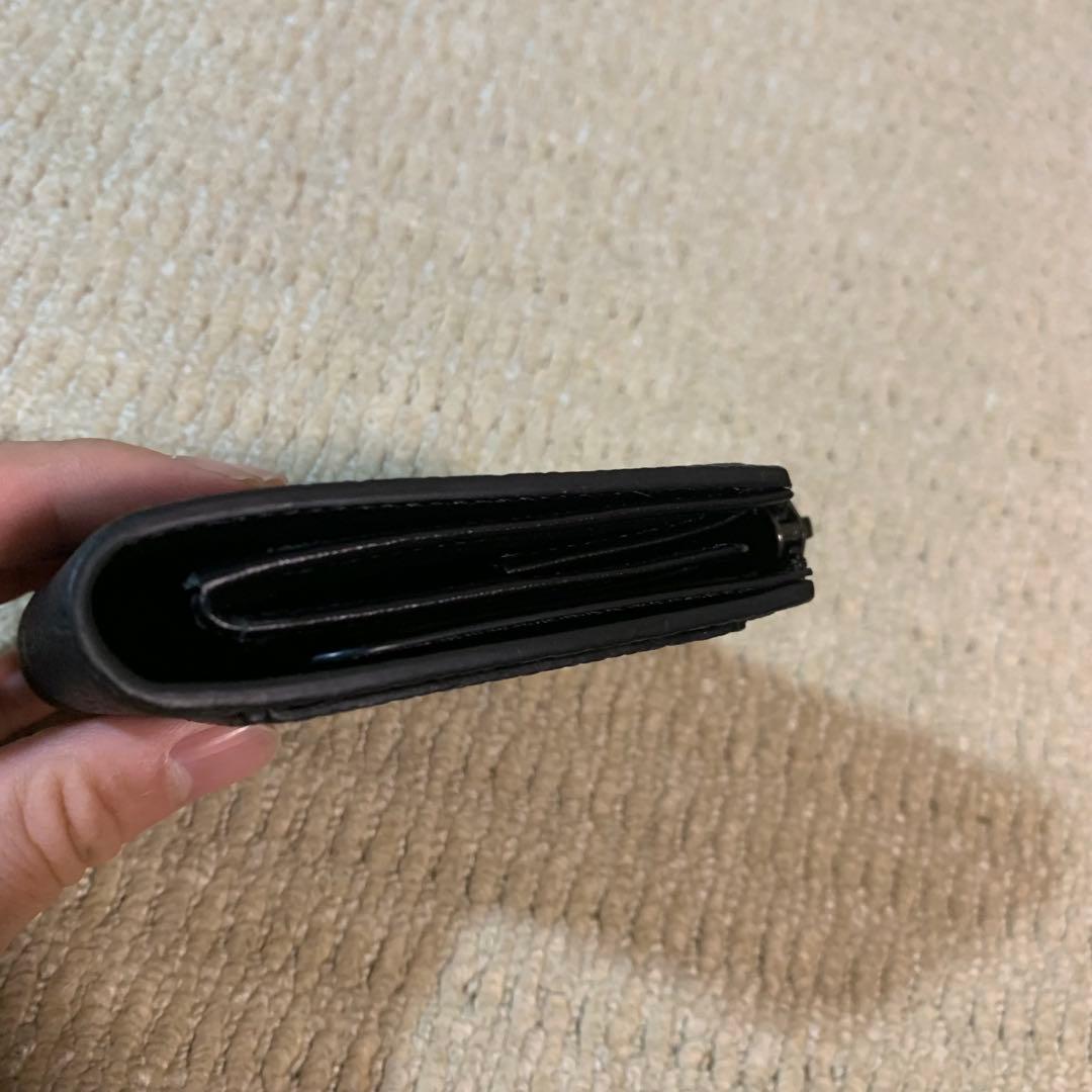 itti 未使用級　イッチ　美品　レザー　ブラック　黒　二つ折り財布