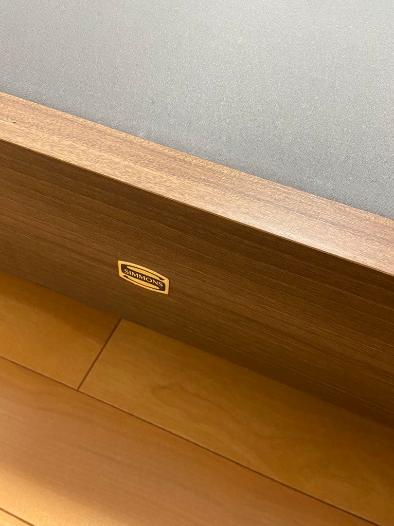 Simmons セミダブルベッドフレーム