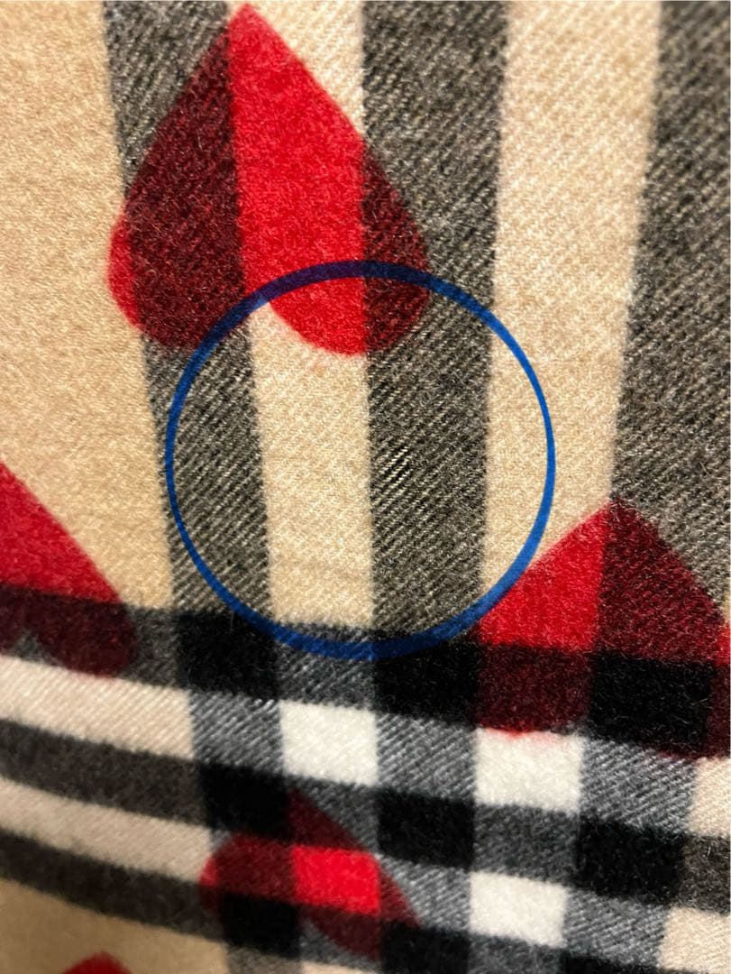 BURBERRY バーバリー マフラー カシミア100％　ハートレッド　傷有
