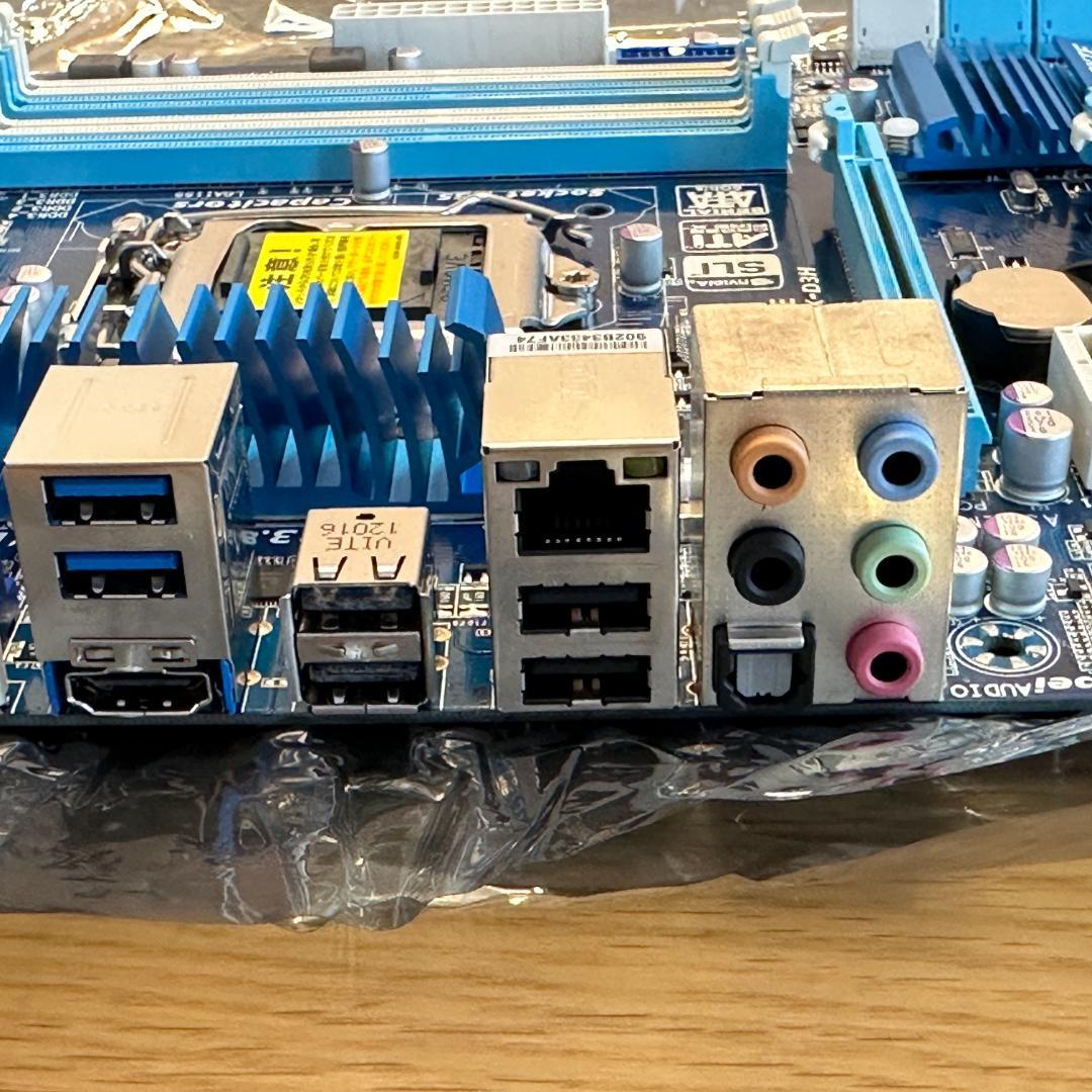 マザーボード GIGABYTE GA-Z77MX-D3H