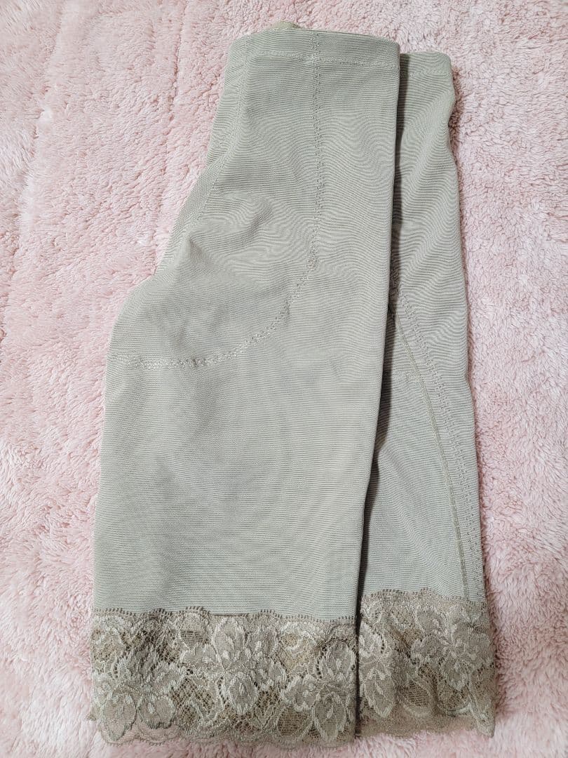 専用　　　美品　LaLa　グラント．イーワンズ　補正下着