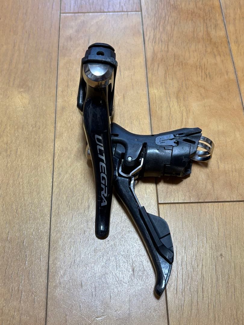 シマノ ULTEGRA ST-6800 デュアルコントロールレバー左右ブラック