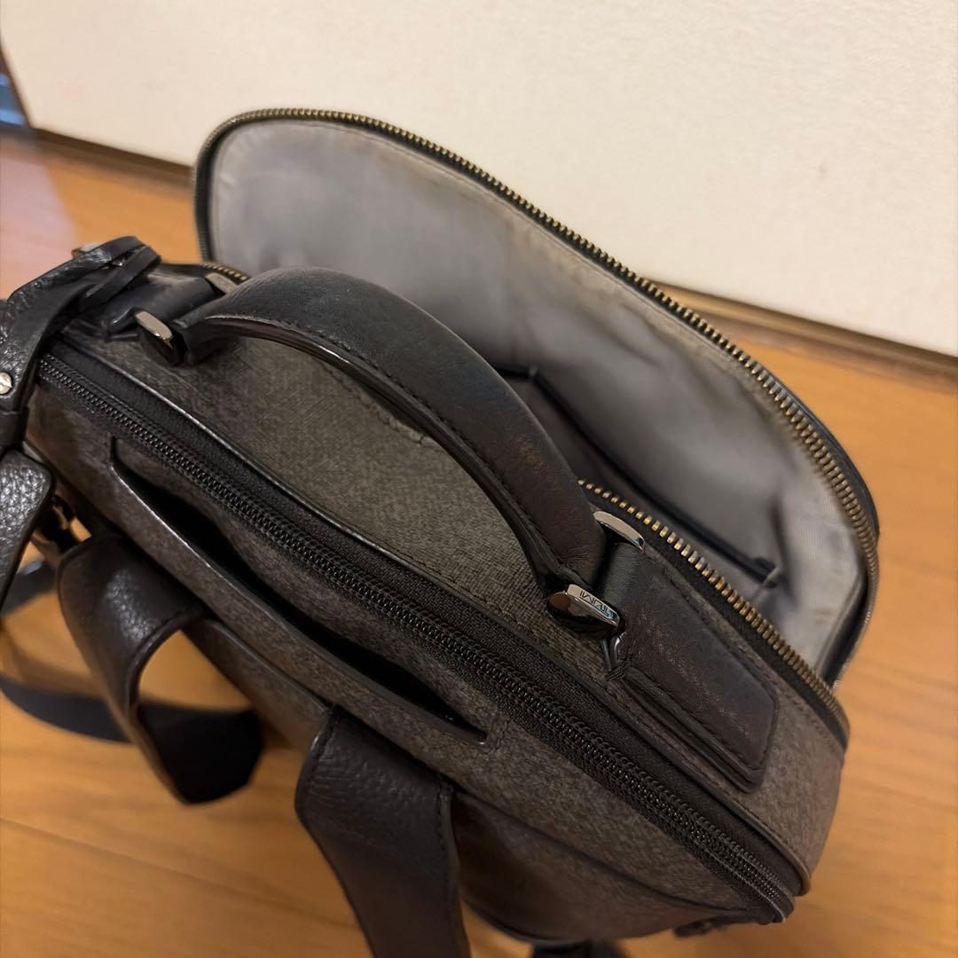 TUMI STANTON ゲイル