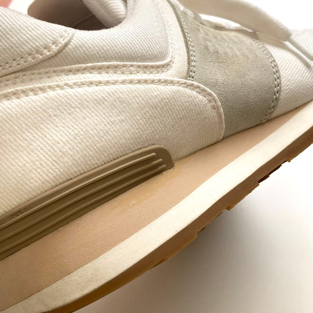 グ*ン様 miumiu ホワイト スニーカー キャンバス×スエード 靴 ニューバ