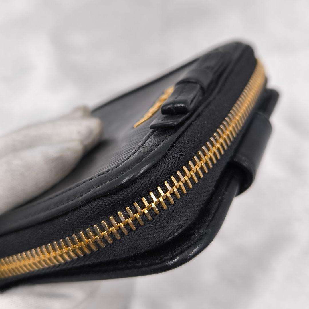 極美品!現行【PRADA】2つ折り財布 ヴィッテロムーブ 1ML522 黒