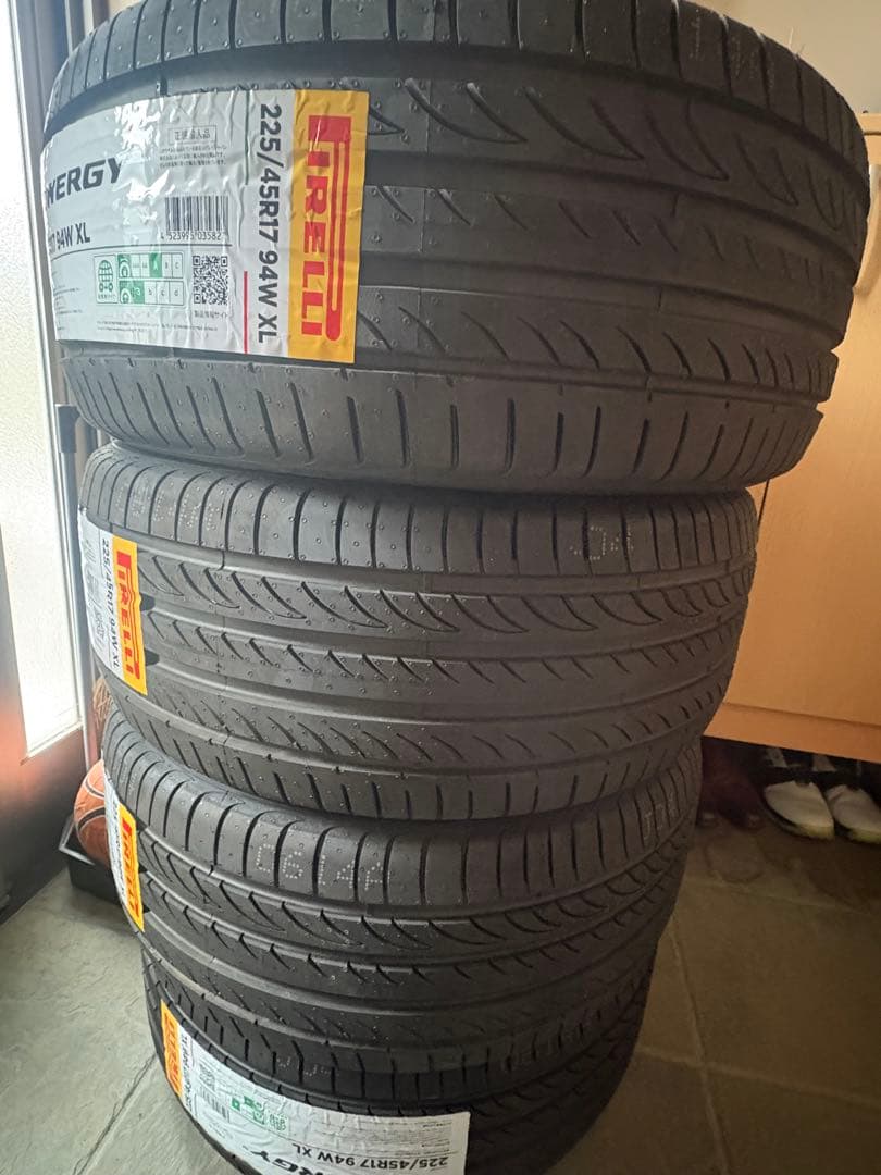 PIRELLI POWERGY 225/45R17 94W XL タイヤ　4本