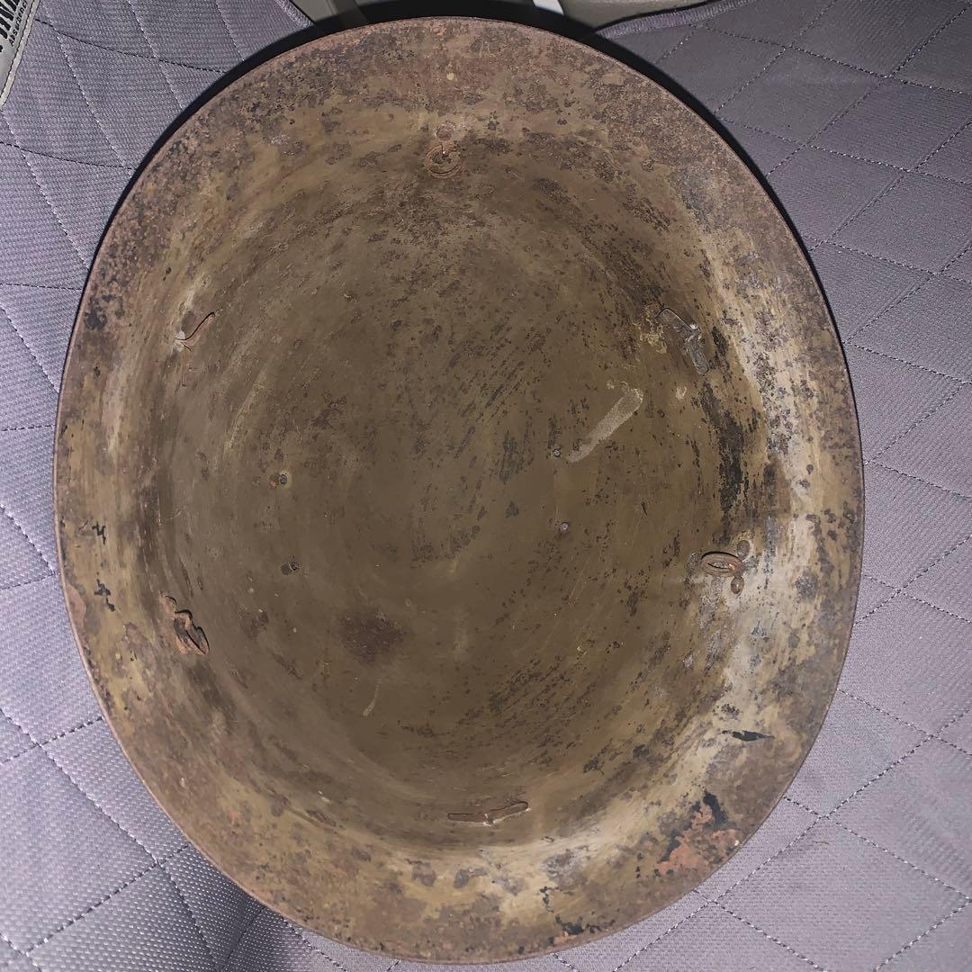 と*パ様 日本軍　陸軍 　ヘルメット　鉄帽　鉄兜　当時物　実物　星形付き 星マー