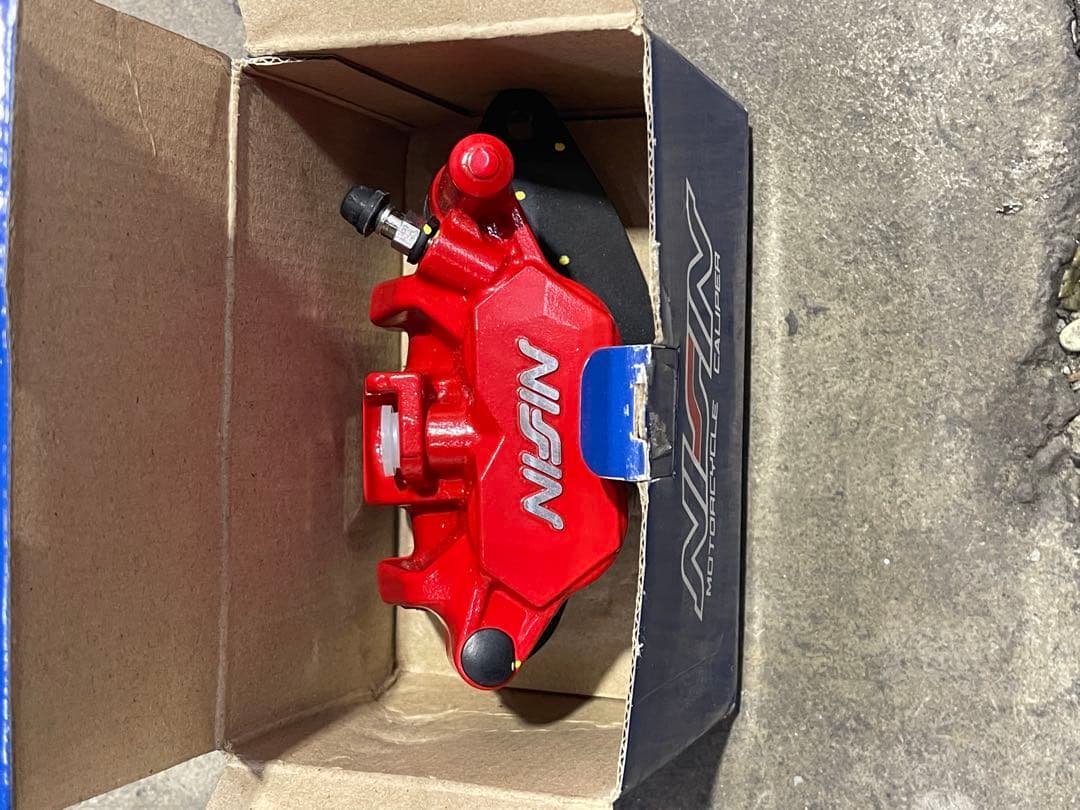 グロム　NSR50 NISSIN ブレーキキャリパー 未使用
