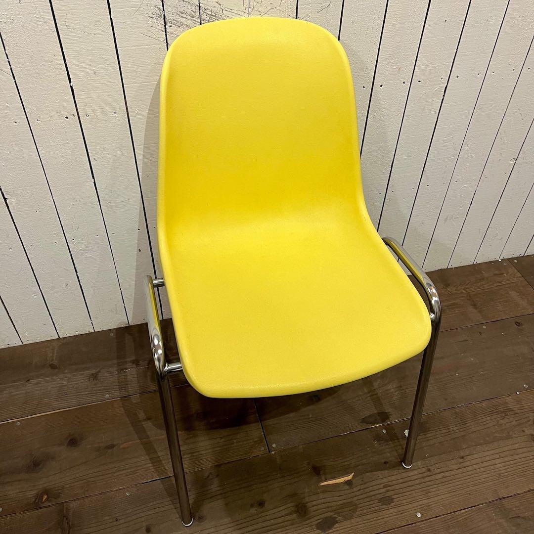 イタリア製 MOD ELENA スタッキングチェア